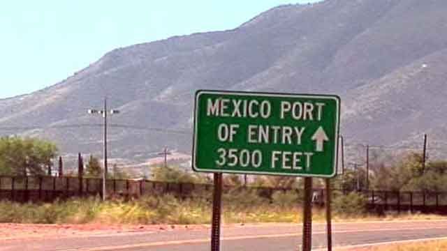 Company offers educational tours of US border with Mexico