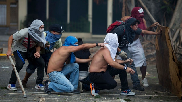 Jailed protest leader urges peaceful protests in Venezuela
