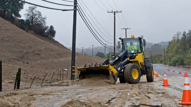 Heavy rain threatens Southern California with mudslides