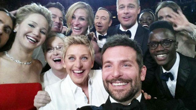 Oscar Twitter photo becomes most re-tweeted image