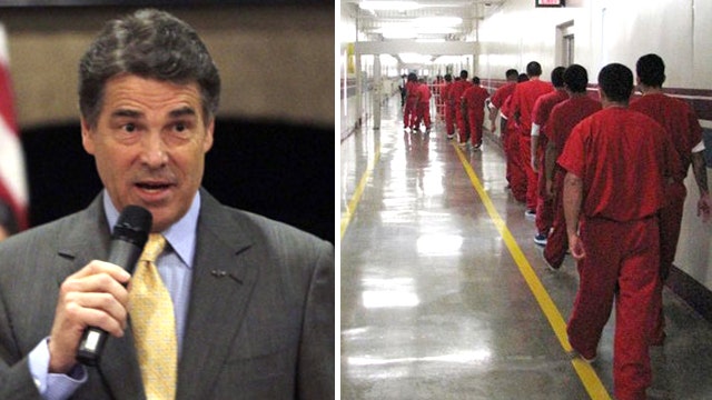 Perry joins criticism over release of illegal immigrants