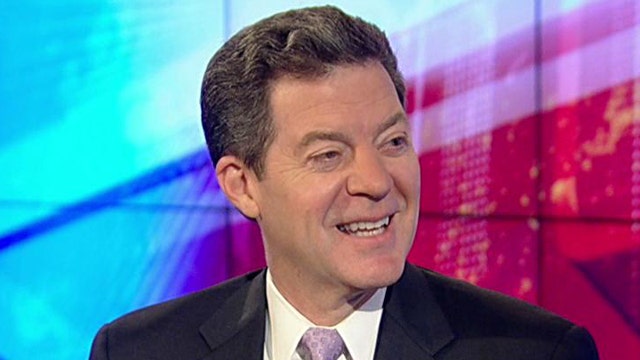 Kansas governor pushing to eliminate state income tax