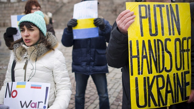 Ukraine crisis: ‘Cupcake vs. steak knife’