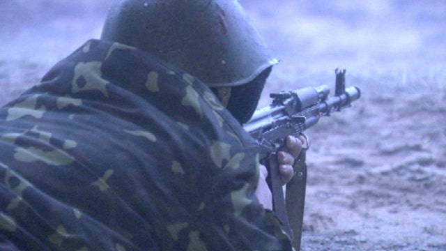 Ukrainian soldiers, national guard militia mobilize