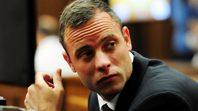 Prosecutors: Pistorius surfed for porn on night of murder