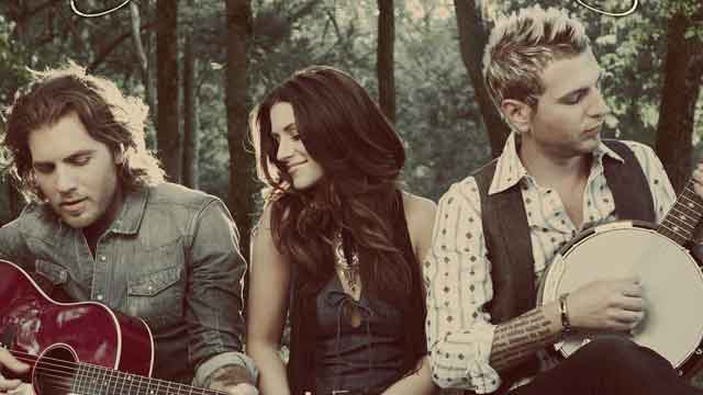 Gloriana sings their single, Can't Shake You