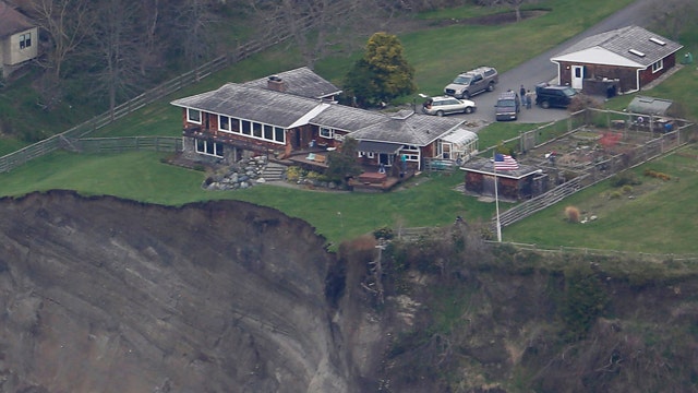 Destructive landslide threatens homes in Washington State