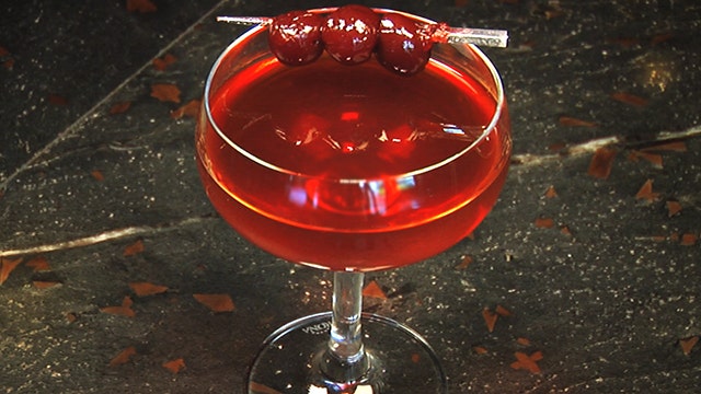 Arlington Club's Jet Setter Cocktail