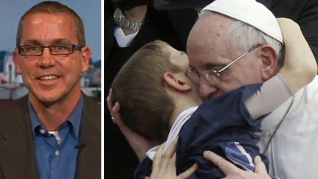 Dad recounts story of Pope Francis blessing his disabled son