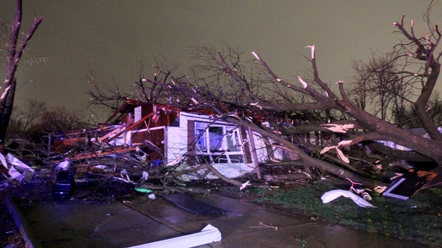 Nighttime tornadoes roar through Missouri 