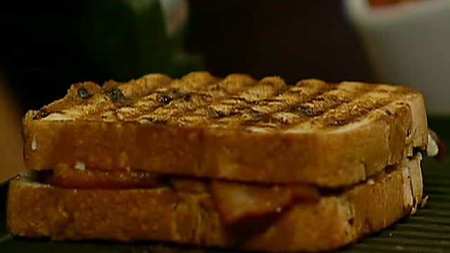 Fox Flash: Grilled Cheese Day