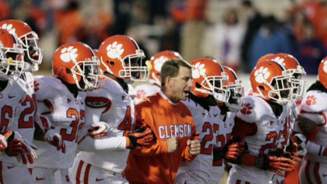Lou Holtz on atheists' attack on Clemson football