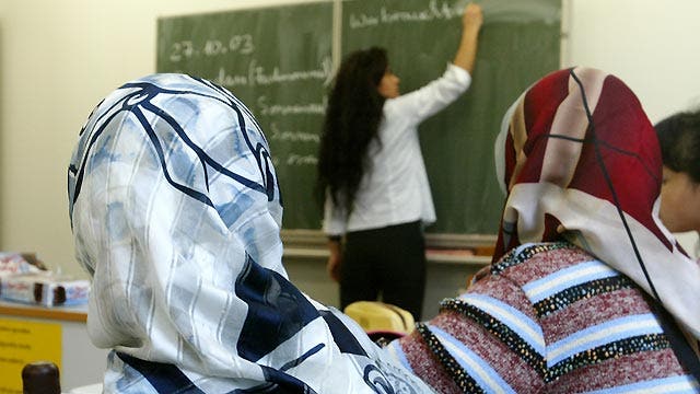 Should US stop allowing Muslims students into the country?