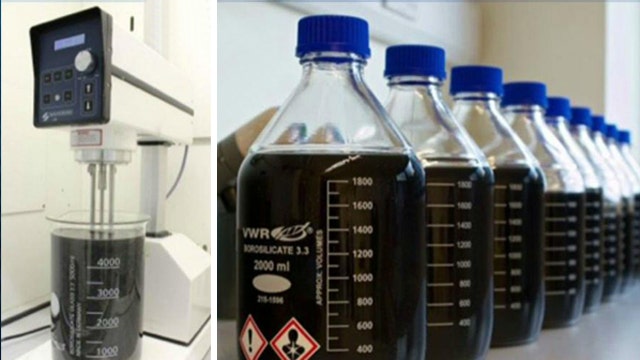 Scientists whip up 'wonder material' with blender, detergent