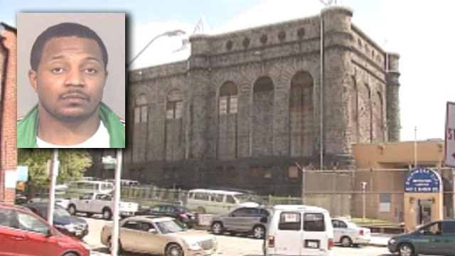 Gang leader accused of impregnating four prison guards