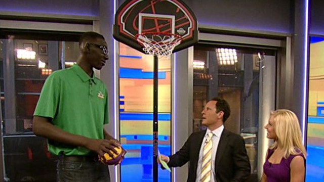 7-foot-5 junior is tallest high school basketball player