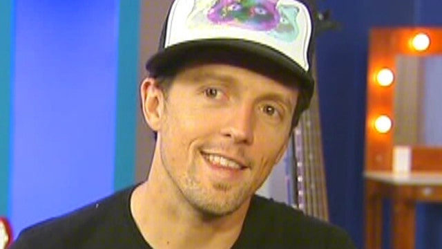 Jason Mraz embracing mentor role on 'Idol'