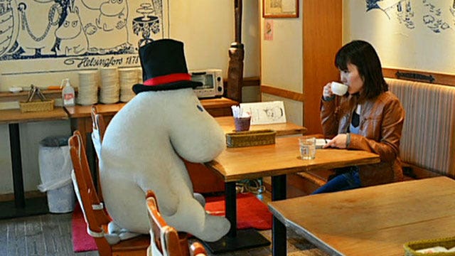 Tokyo eatery seats solo diners with large stuffed animals