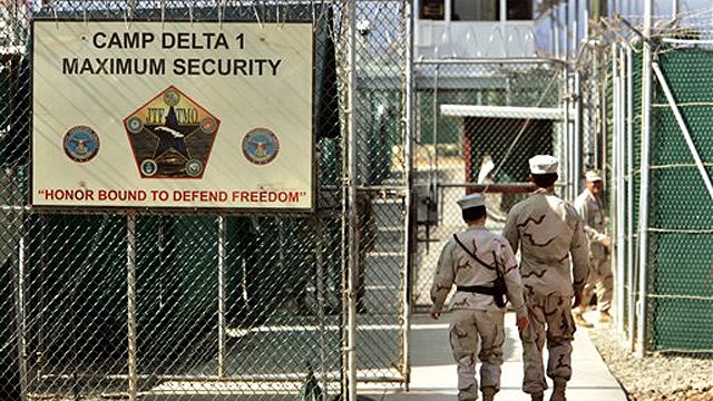 Does Obama have the power to shut down Guantanamo?