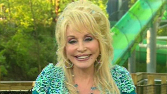 Dolly Parton presents her newest attraction
