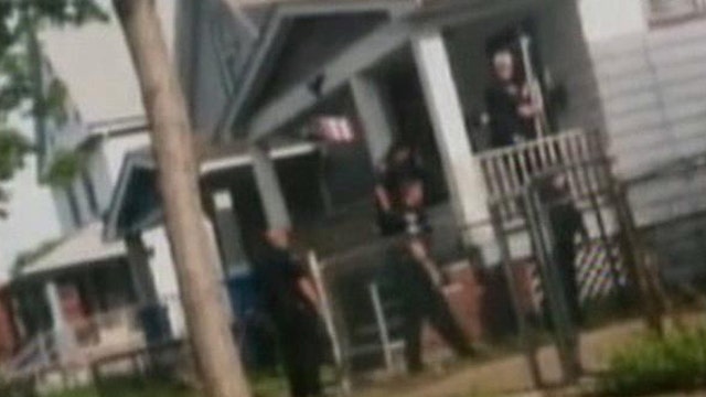 New video of police rescuing Ohio kidnapping victims