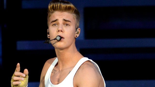 Justin Bieber accused of attempted robbery