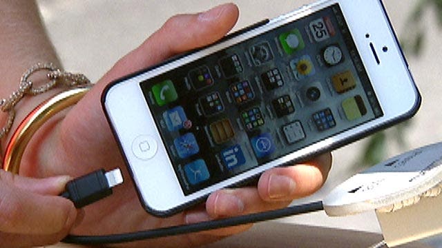 How to extend the life of your cell phone's battery