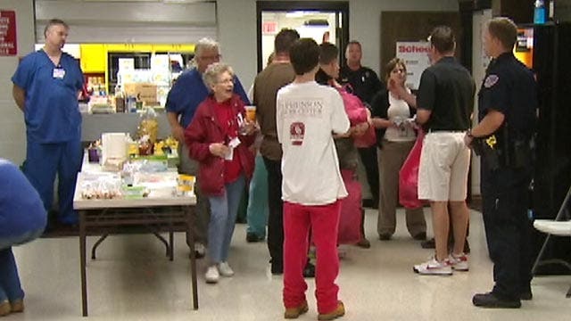 Oklahoma community members come together at shelter