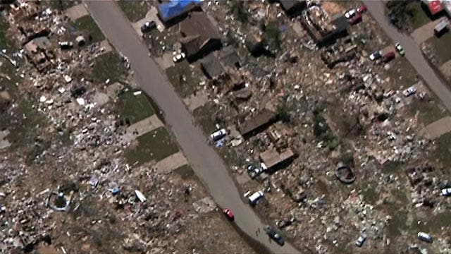 Shepard Smith tours tornado damage from above