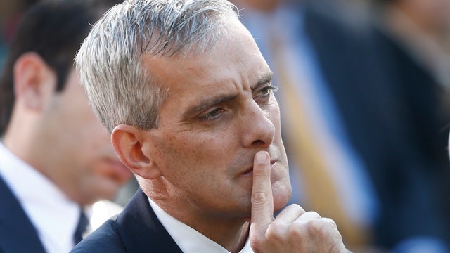 White House chief of staff to meet with Dems on VA scandal