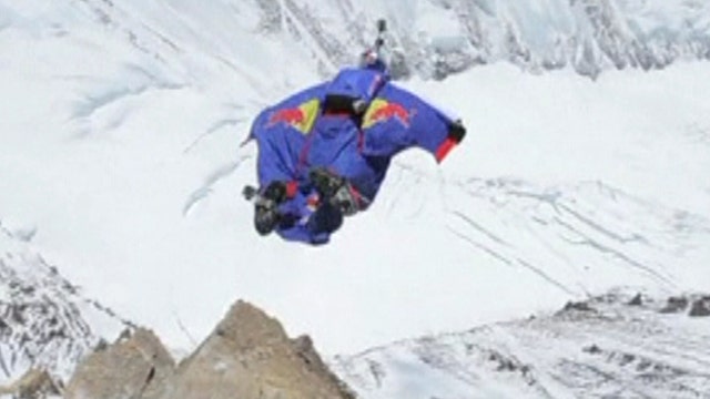 Daredevil jumps off world's highest peak