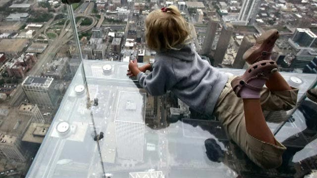 Grapevine: Willis Tower scare for one family