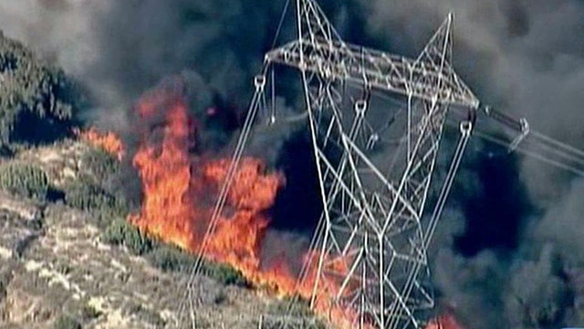 Wildfire burns north of Los Angeles