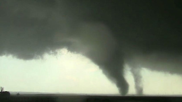 How tornadoes form