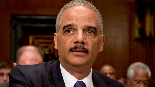 Holder: I'm not distracted by DOJ controversies