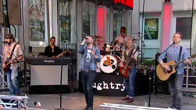 Daughtry performs new single, 'Battleships'