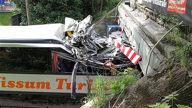 Double decker bus carrying students crashes in Germany