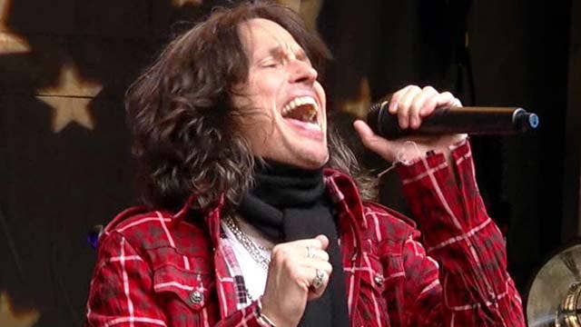 Foreigner performs 'Feels Like the First Time'