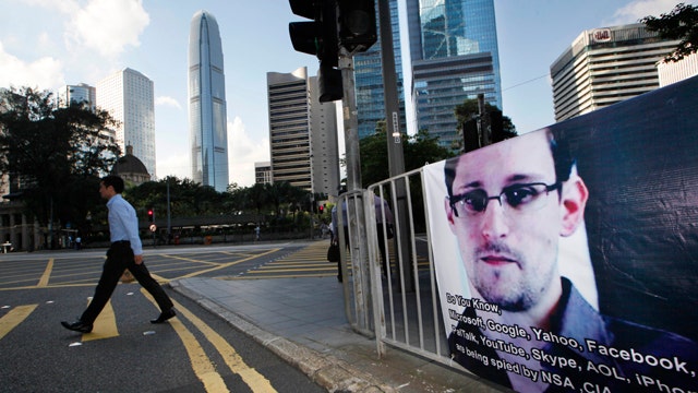 How will US proceed to extradite Snowden?