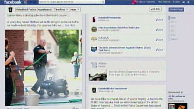 Police department's Facebook page laughs at crooks