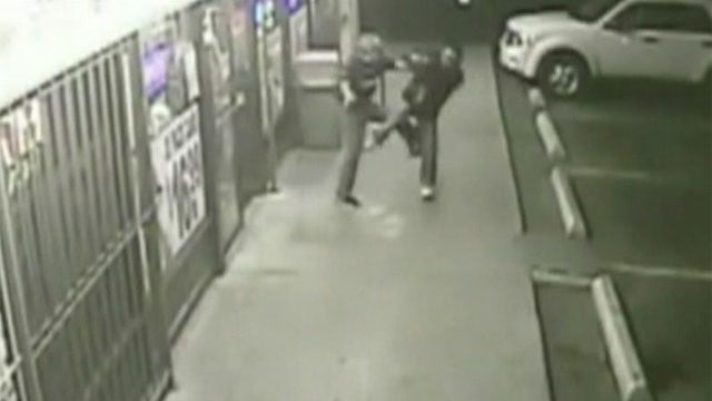 Veteran fights off would-be robber