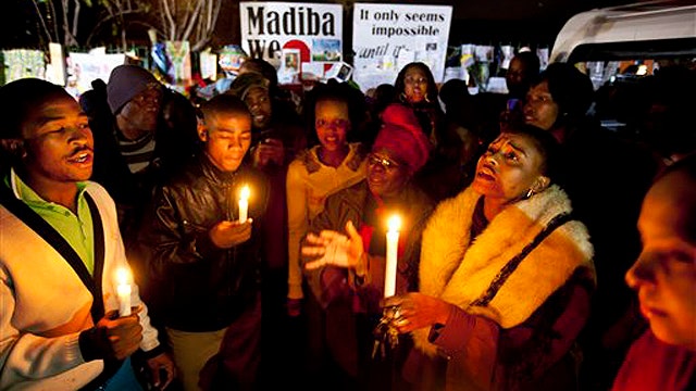 Family, South Africa pray for Nelson Mandela
