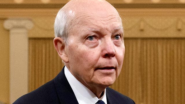 Greta: IRS commish should want to get to bottom of scandal