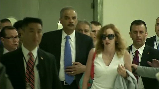 Holder to discuss Rosen case with lawmakers 