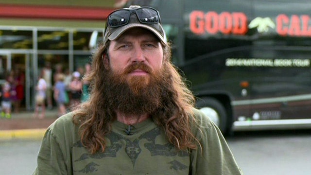 Sean chats with 'Duck Dynasty's' Jase Robertson | On Air Videos | Fox News