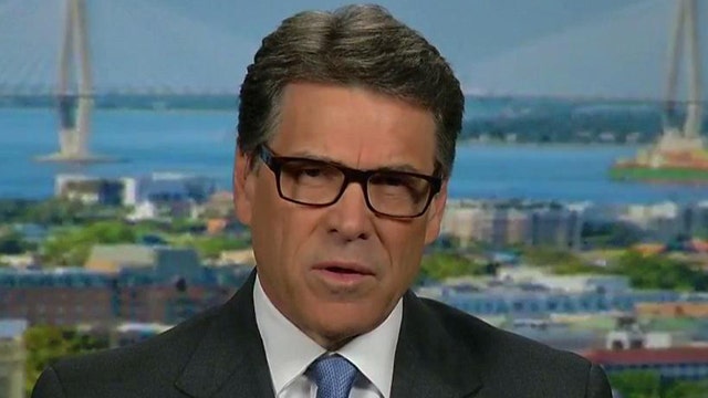 Gov. Perry on Obama's 'go it alone' immigration strategy