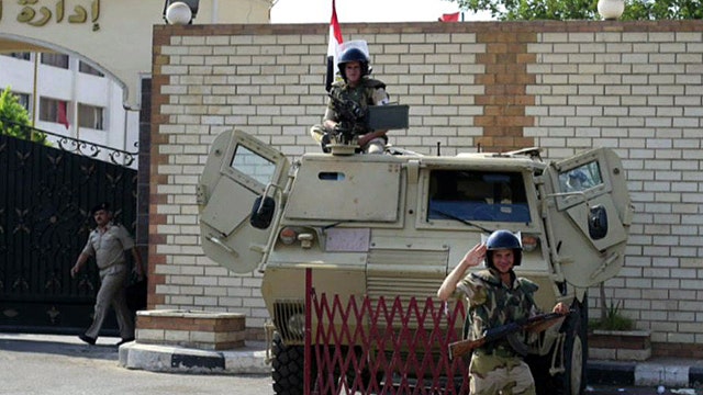 How should US react to Egypt's crisis?