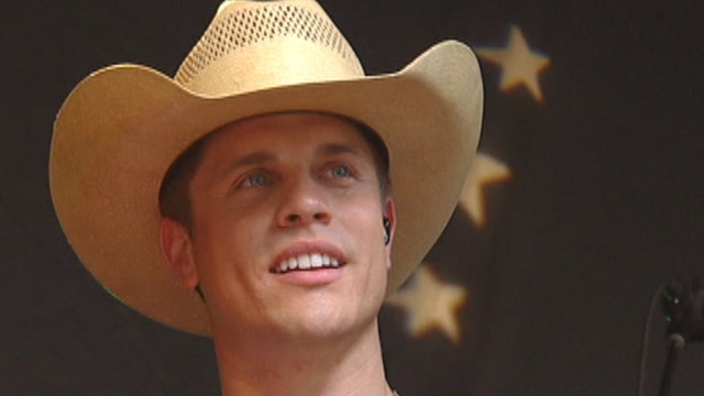 After the Show Show: Dustin Lynch