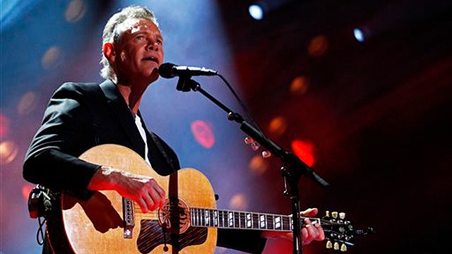 Randy Travis in critical condition in Texas hospital