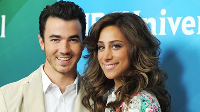 Hollywood Nation: From Jonas Brother to father?